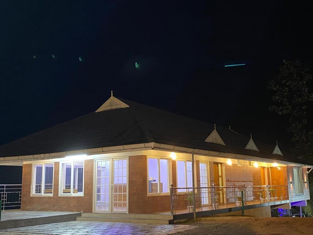 Earth Lounge Resort Вагамон Екстериор снимка